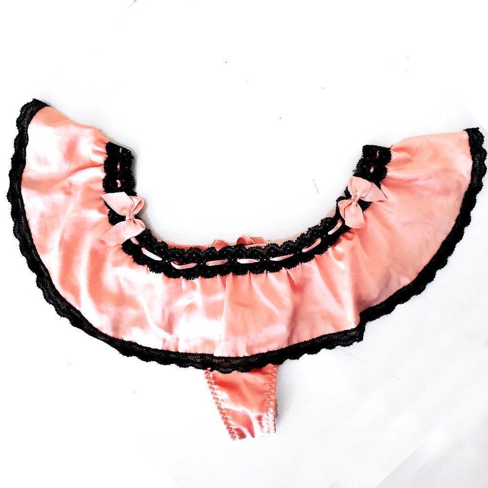 VALENTINE Romance Baby Doll ruffle satin pink thong NEW